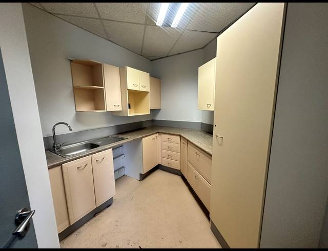474M² OFFICE TO LET IN PARKTOWN